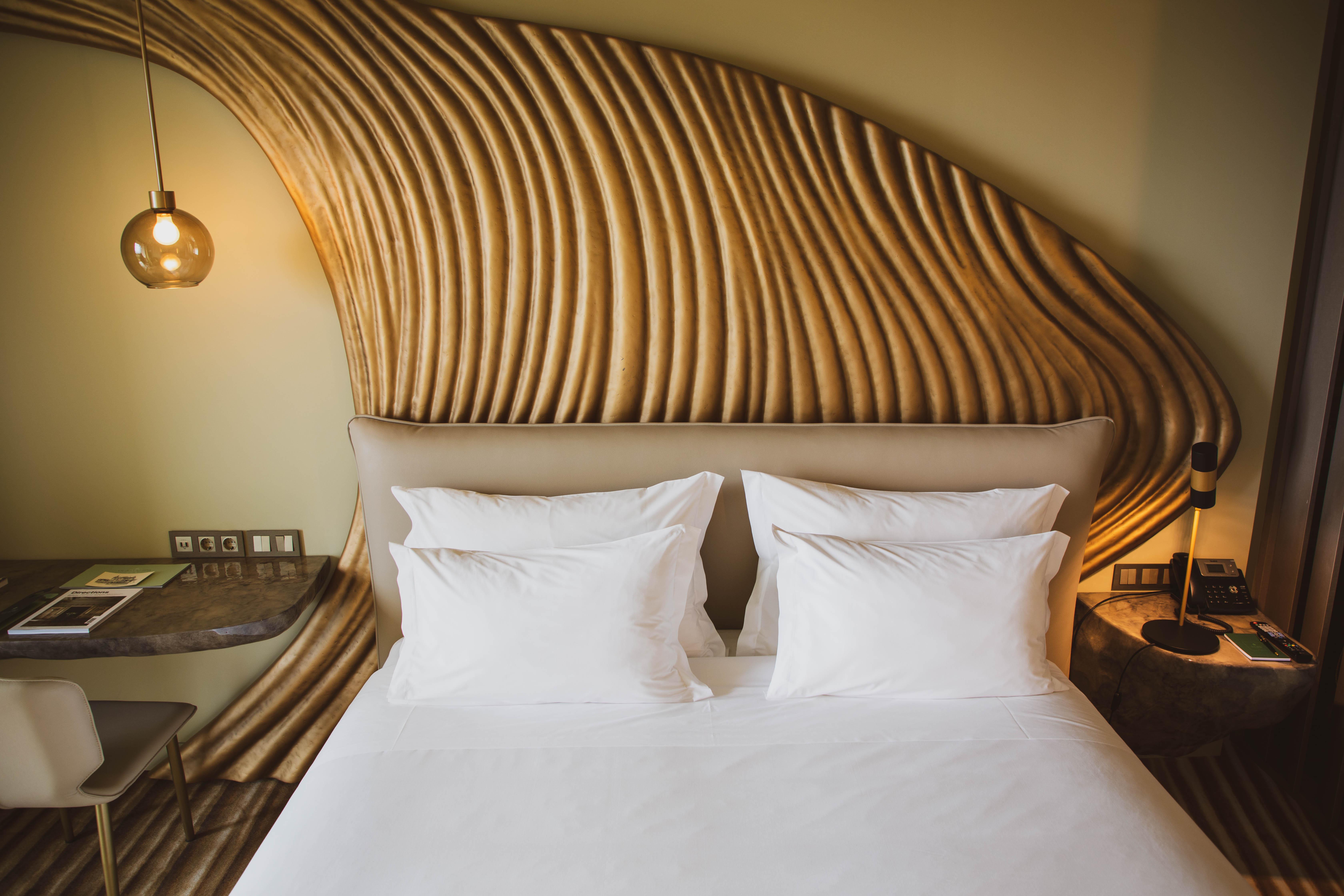 Vila Foz Hotel & Spa - Member Of Design Hotels OOporto Exteriör bild A bedroom at the hotel
