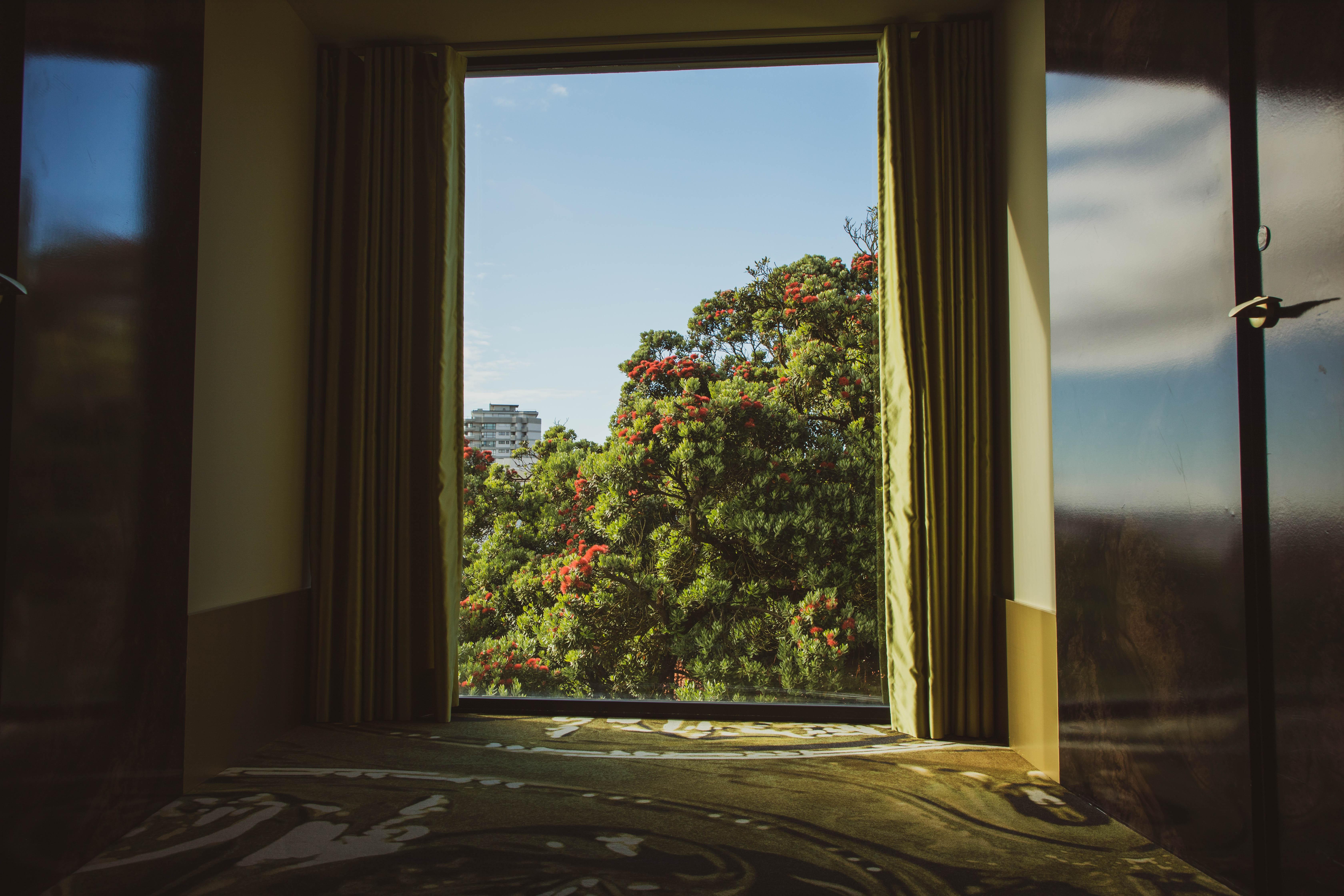Vila Foz Hotel & Spa - Member Of Design Hotels OOporto Exteriör bild A view of the Central Park from the window of a room at the Waldorf Astoria New York