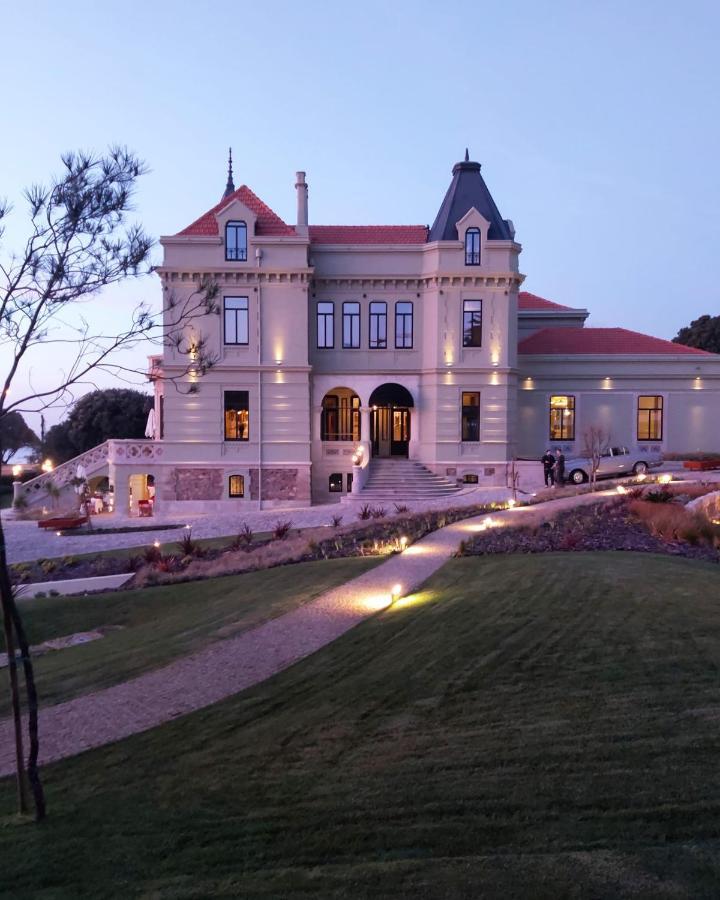 Vila Foz Hotel & Spa - Member Of Design Hotels OOporto Exteriör bild The main building of the university
